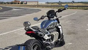Triumph Rocket 3 GT Chrome Edition (2023)  (5)