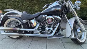 Harley-Davidson 1690 Deluxe ABS (2011 - 16) - FLSTN  (12)