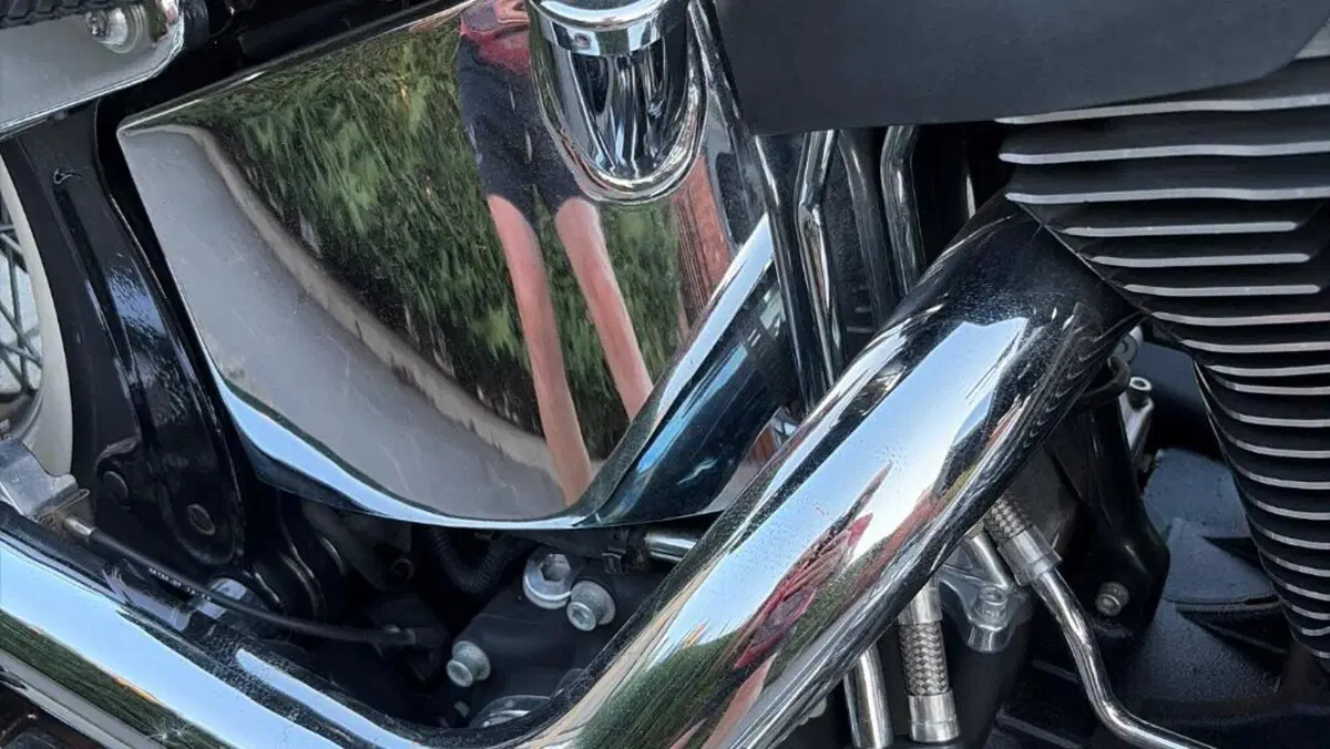 Harley-Davidson 1690 Deluxe ABS (2011 - 16) - FLSTN  (14)
