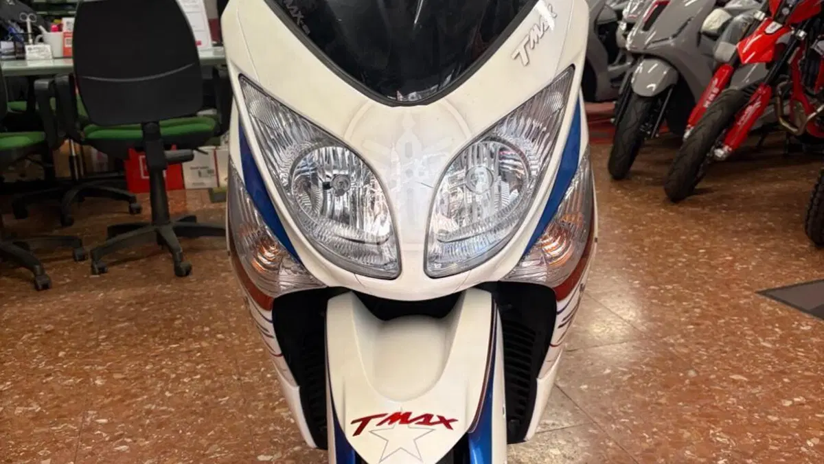Yamaha T-Max 500 White Max (2010 - 11) 