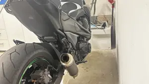 Kawasaki Z 800 ABS (2012 - 16)  (2)