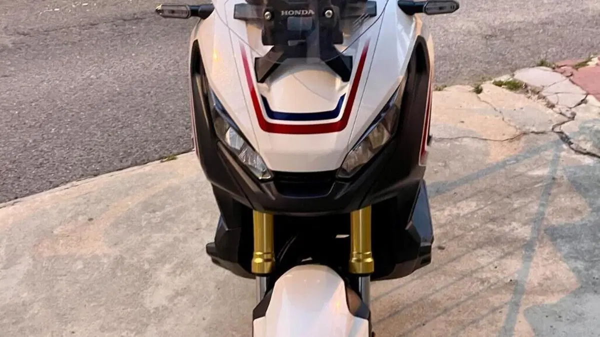 Honda X-ADV 750 (2017)  (4)