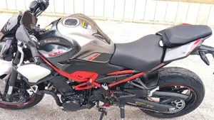 Kawasaki Z 900 (2025 - 27)  (6)
