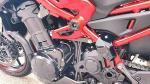 Kawasaki Z 900 (2025 - 27)  (17)