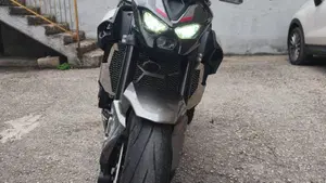 Kawasaki Z 900 (2025 - 27)  (20)