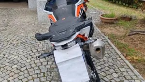 KTM 890 Adventure R (2023 - 24)  (4)