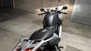 Bmw F 800 ST  (3)