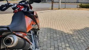 KTM 950 Supermoto (2006 - 08)  (2)