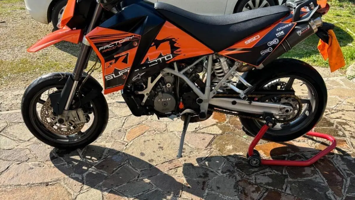 KTM 950 Supermoto (2006 - 08)  (5)