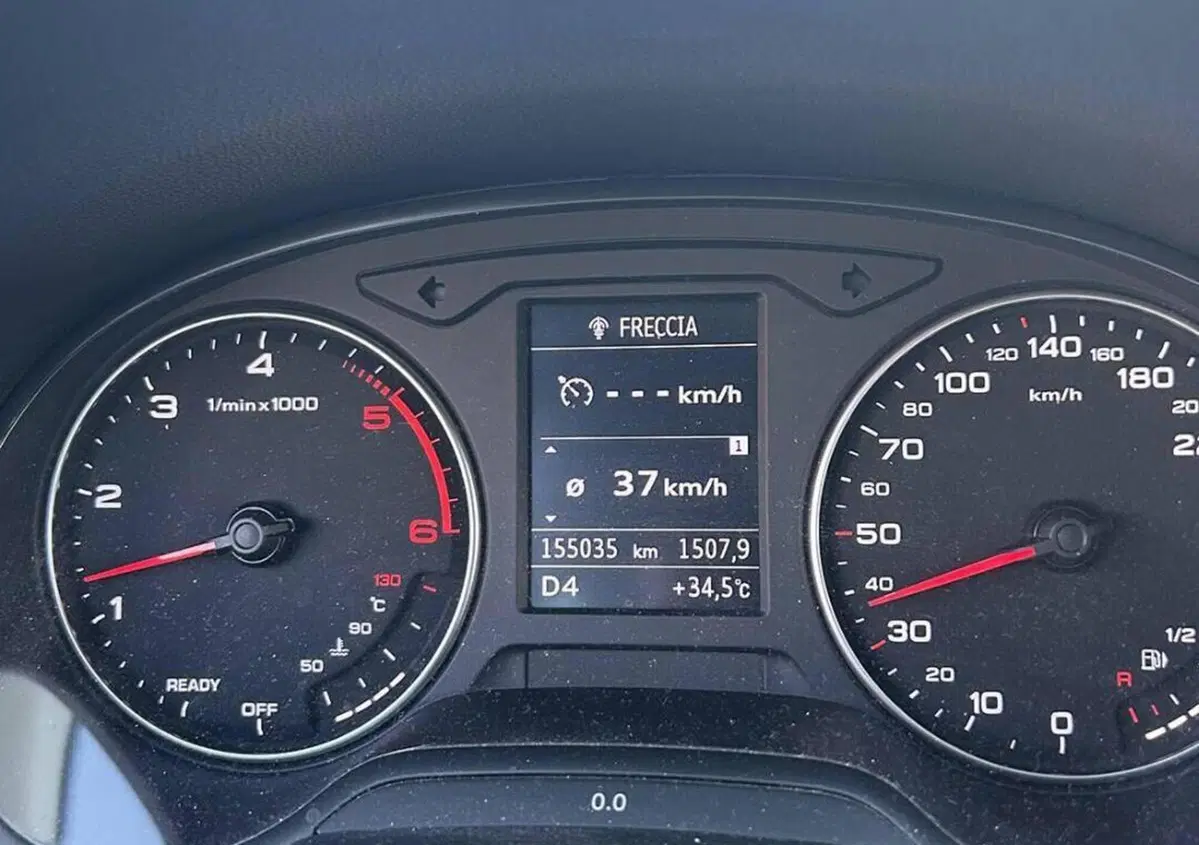 Audi Q2 Q2 1.6 TDI Design (7)