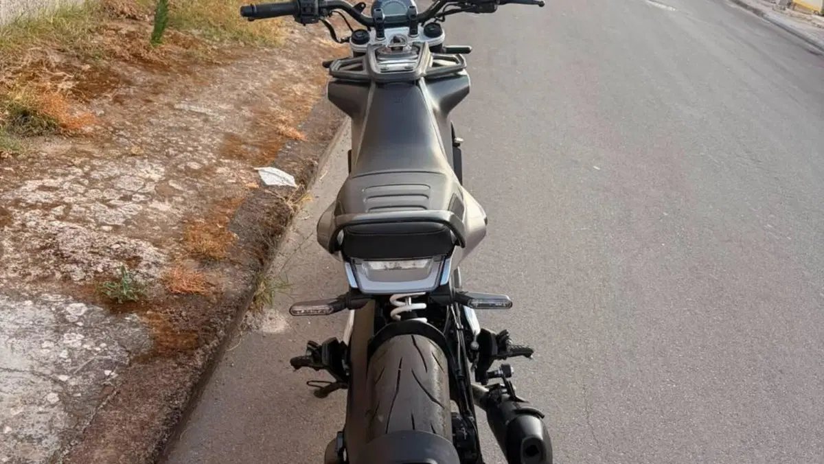 Husqvarna Svartpilen 125 (2021 - 23)  (3)