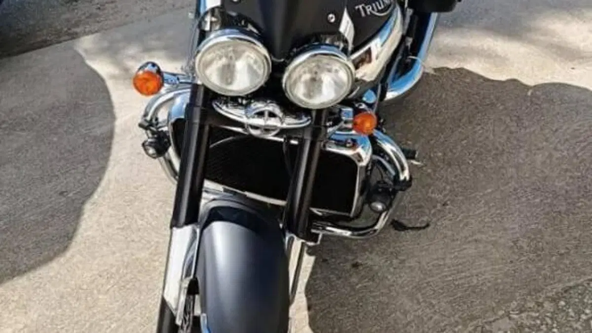 Triumph Rocket 3 Roadster ABS (2010 - 17) 