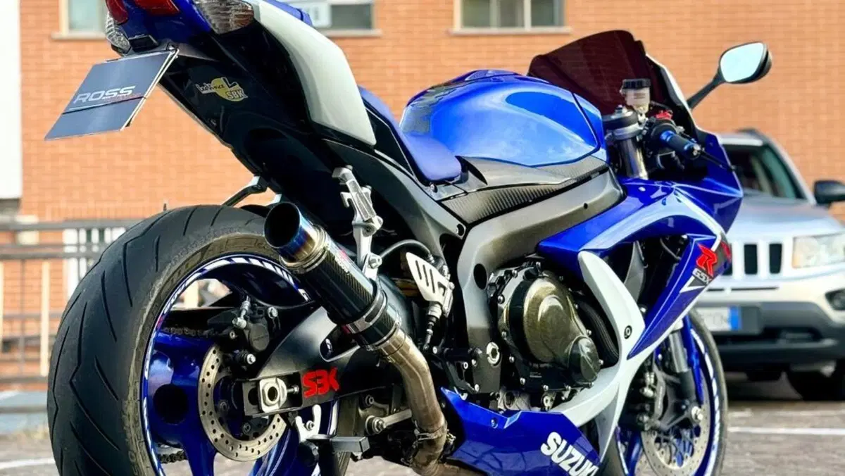 Suzuki GSX R 600 (2008 - 10)  (7)