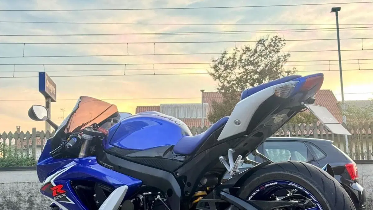 Suzuki GSX R 600 (2008 - 10)  (10)