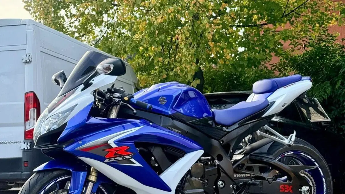 Suzuki GSX R 600 (2008 - 10)  (11)