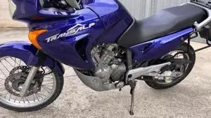 Honda Transalp XL 650V (2000 - 04)  (7)