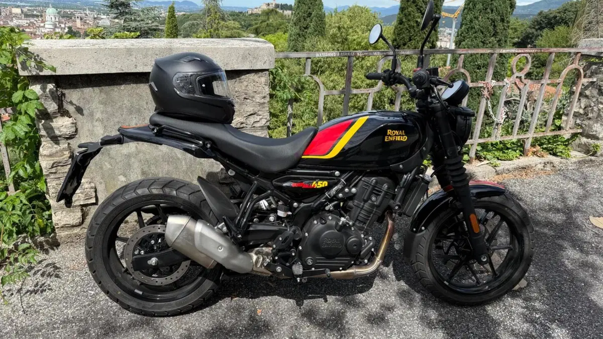 Royal Enfield Guerrilla 450 (2024 - 26) 