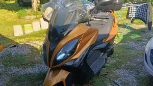 Kymco Xciting 300i R (2007 - 14)  (2)