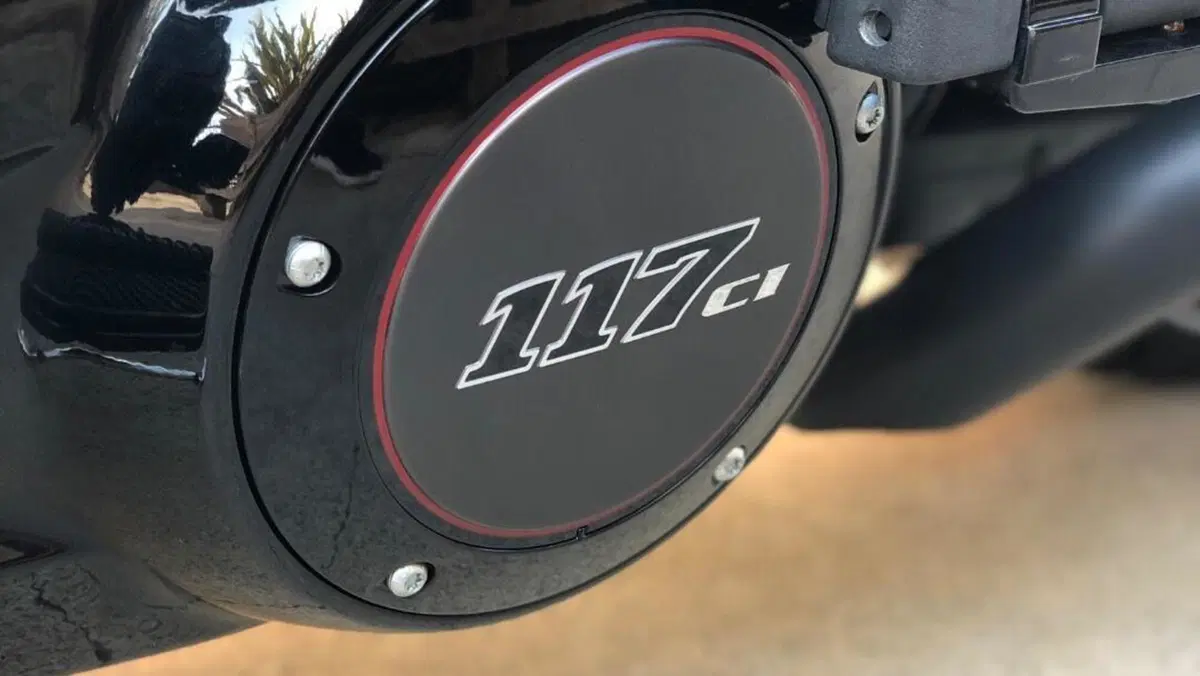 Harley-Davidson 114 Road Glide Limited (2020) - FLTRK  (7)