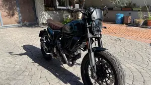 Ducati Scrambler 800 Nightshift (2025 - 26)  (4)