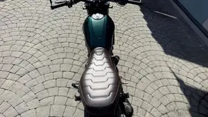 Ducati Scrambler 800 Nightshift (2025 - 26)  (6)