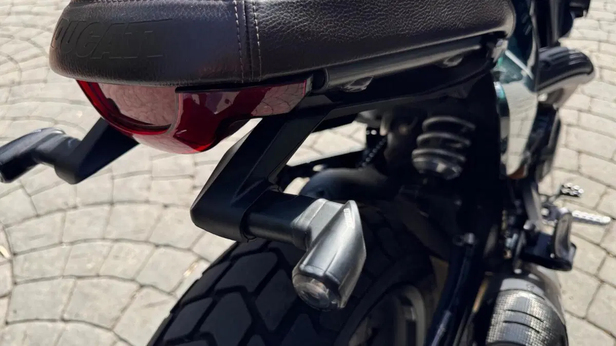 Ducati Scrambler 800 Nightshift (2025 - 26)  (8)