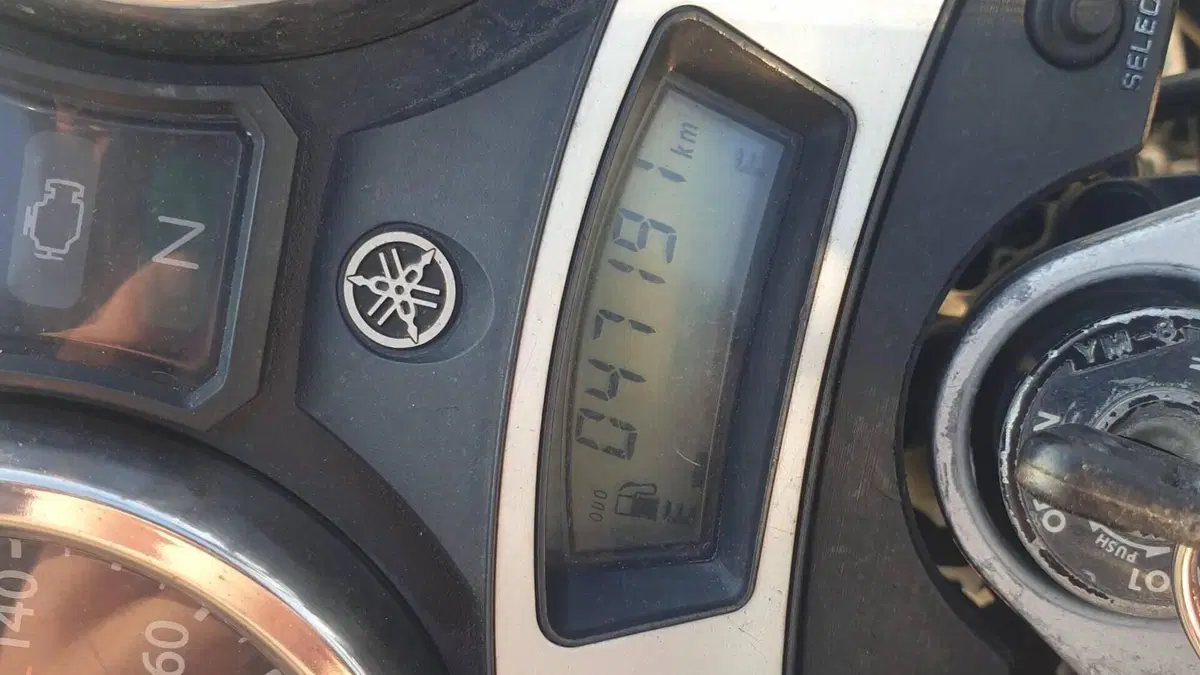 Yamaha YBR 250 (2006 - 13)  (5)