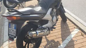 Yamaha YBR 250 (2006 - 13)  (2)