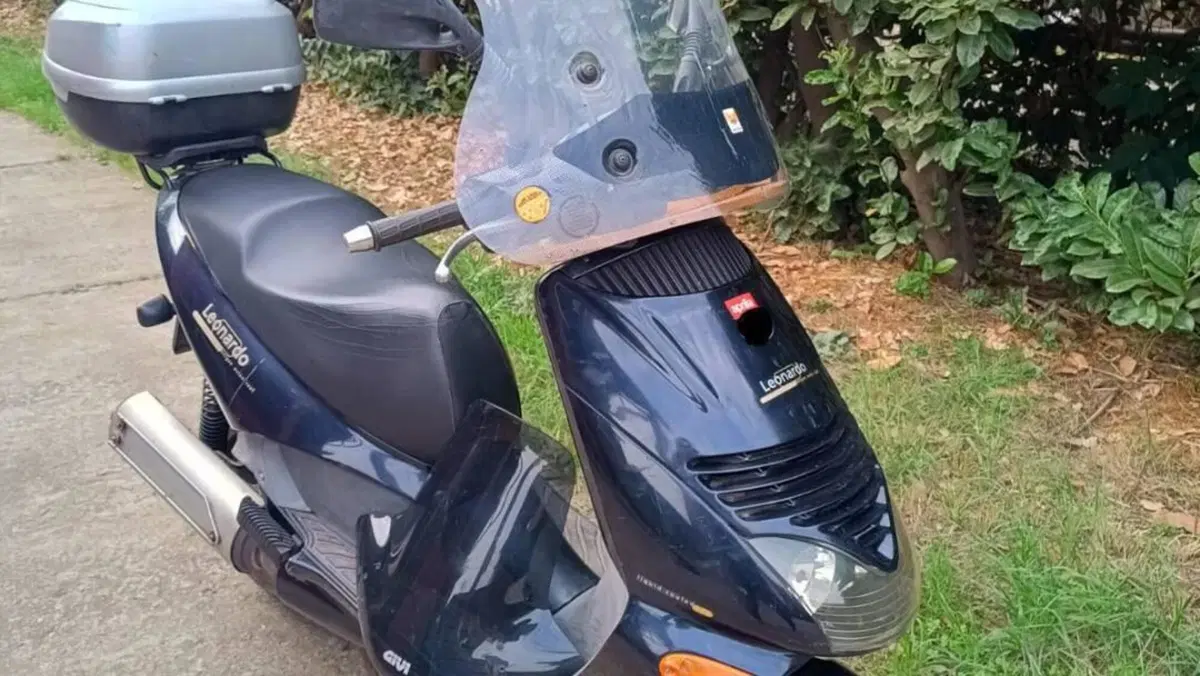 Aprilia Leonardo 150 (1997 - 02)  (2)