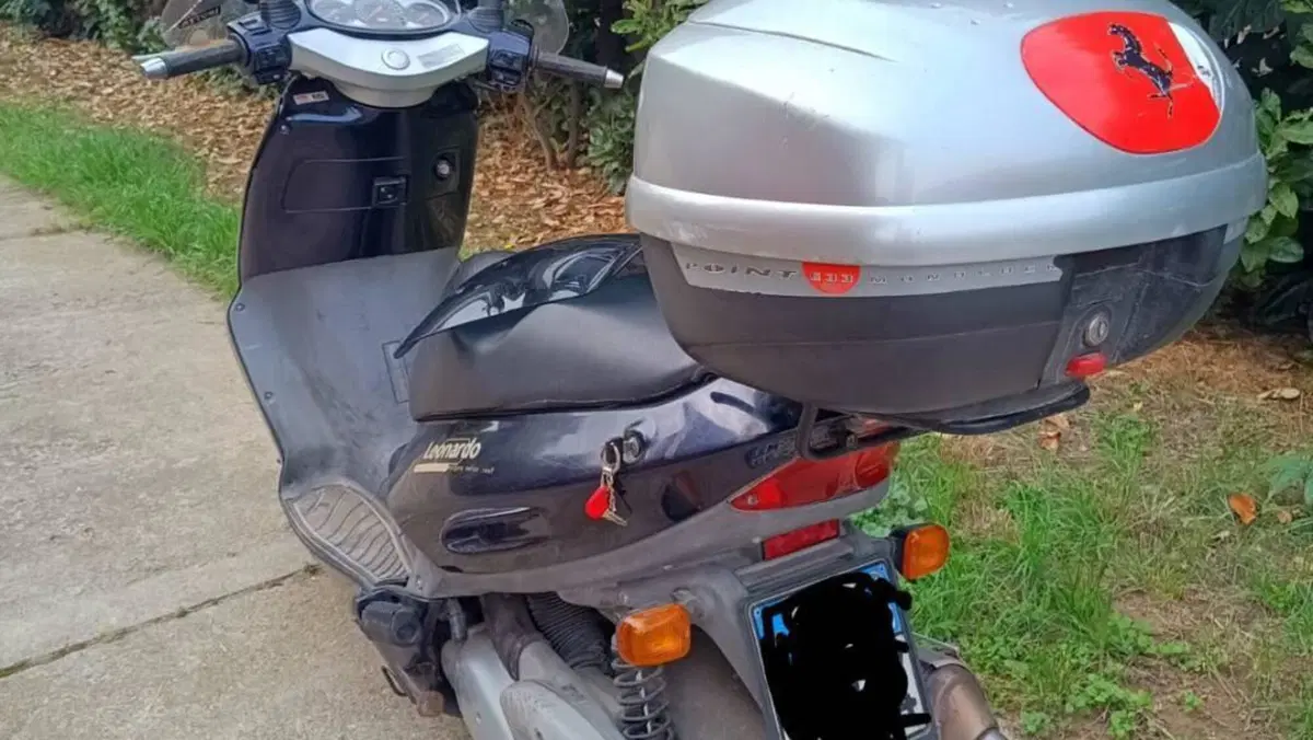 Aprilia Leonardo 150 (1997 - 02)  (4)