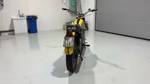 Ducati   (4)