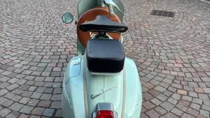 Vespa   (6)