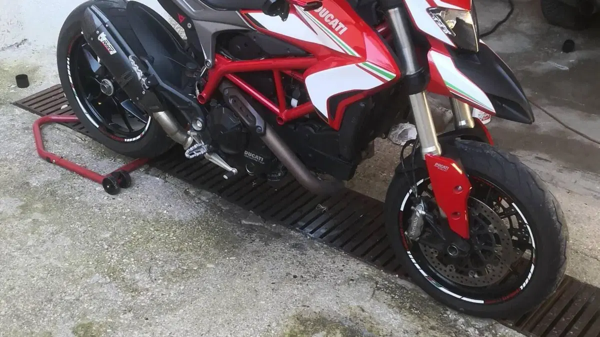 Ducati Hypermotard 821 (2013 - 15) 
