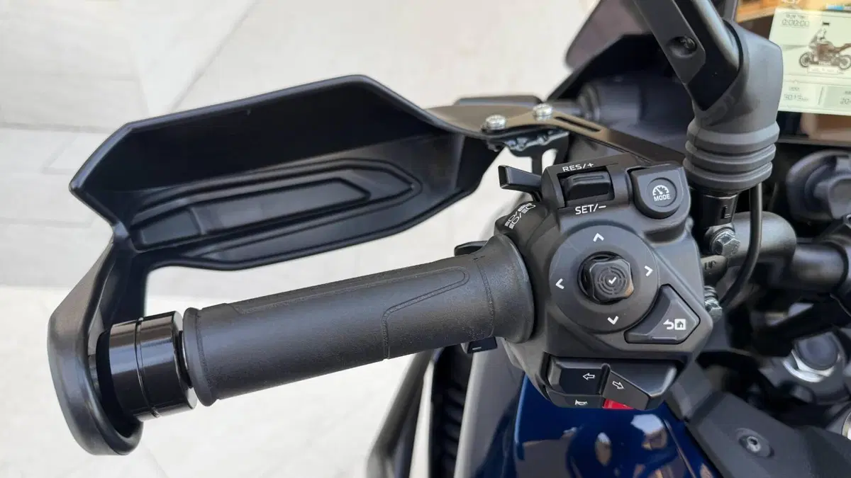 Yamaha Tracer 9 GT+ Y-AMT (2025 - 26)  (6)