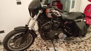 Harley-Davidson 883 (2008 - 09) - XL  (2)
