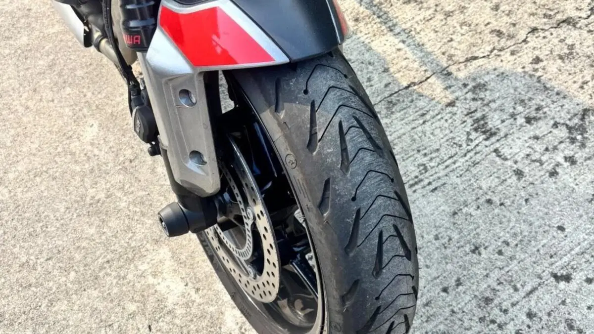 Triumph Trident 660 (2021 - 24)  (6)