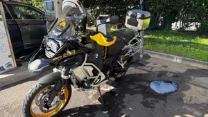 Bmw R 1250 GS Adventure - Edition 40 Years GS (2020 - 21)  (2)