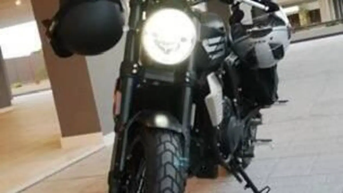 Brixton Motorcycles Crossfire 500 (2021 - 25)  (2)