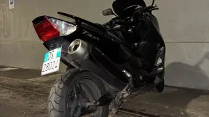 Yamaha T-Max 500 (2008 - 12)  (2)