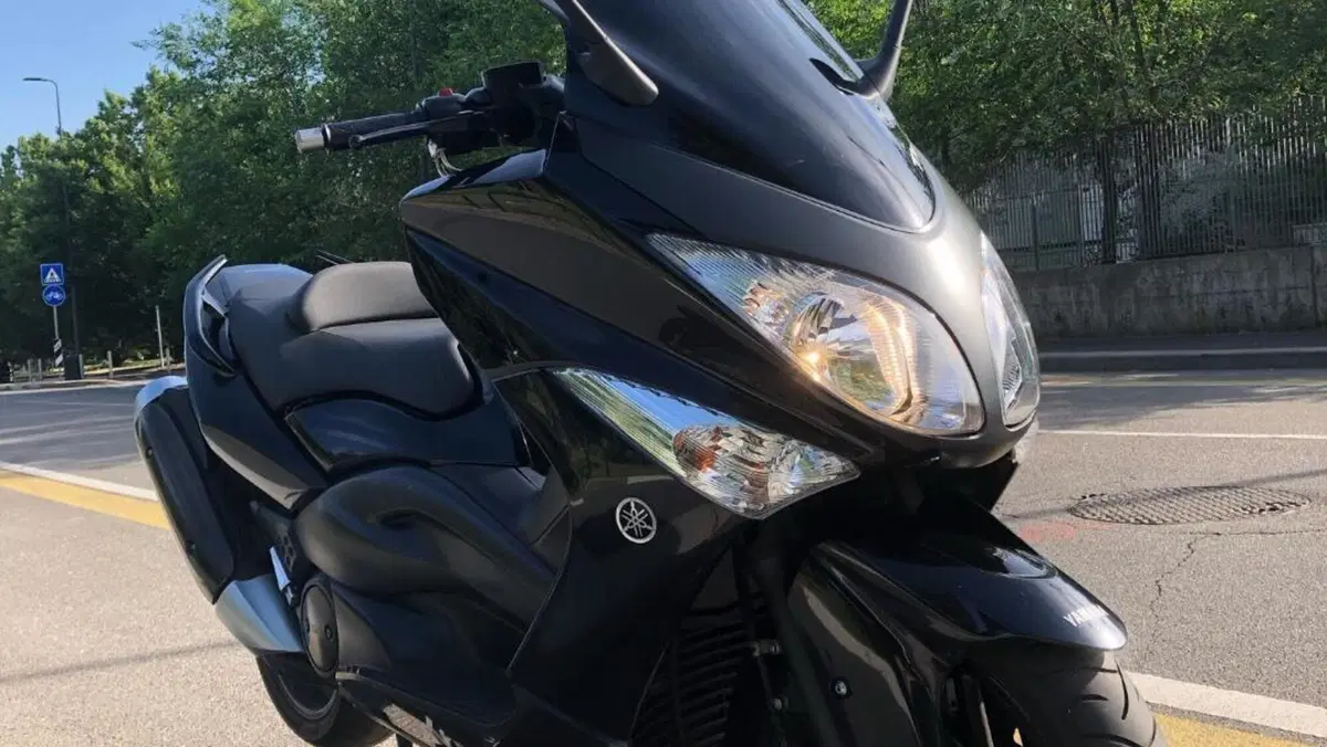 Yamaha T-Max 500 (2008 - 12)  (5)