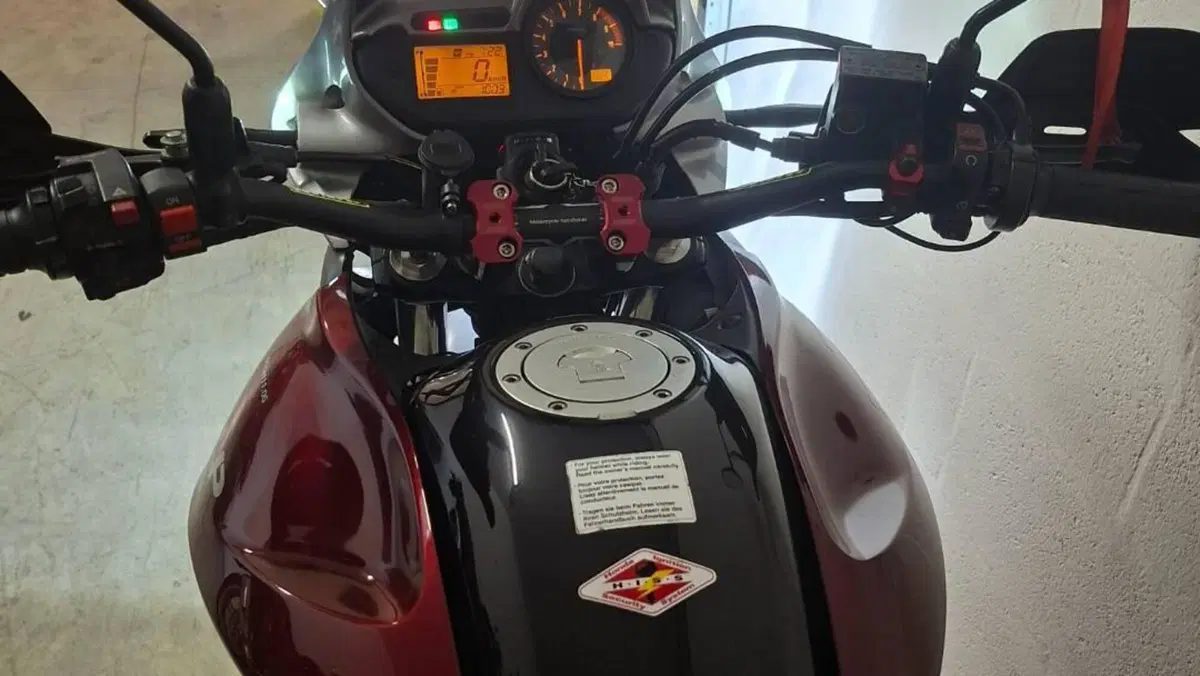 Honda Transalp XL 700 V (2007 - 13)  (5)
