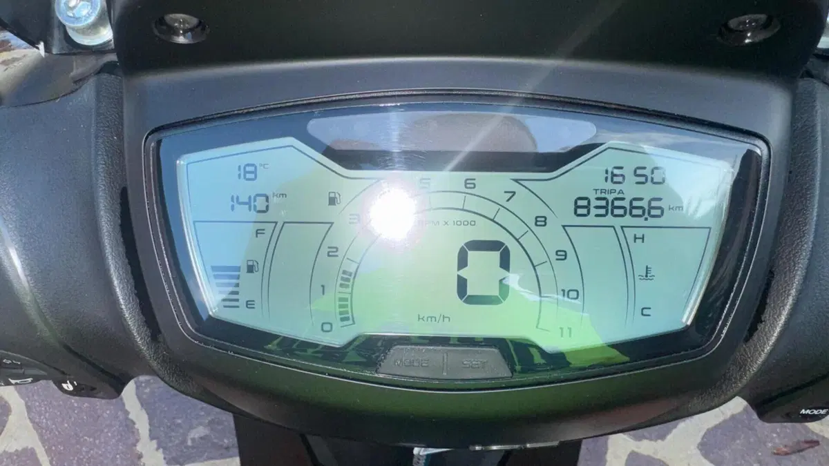 Piaggio Medley 125 S (2025 - 26)  (4)