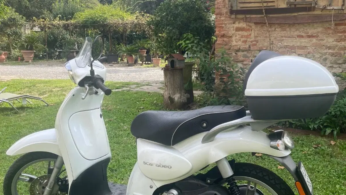 Aprilia Scarabeo 50 4t 4V (2009 - 17)  (3)