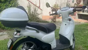 Aprilia Scarabeo 50 4t 4V (2009 - 17)  (5)