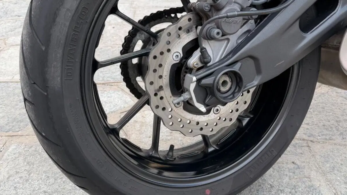 Yamaha MT-07 (2017 - 18)  (6)