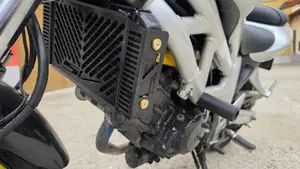 Suzuki SV 650 (1999 - 02)  (7)