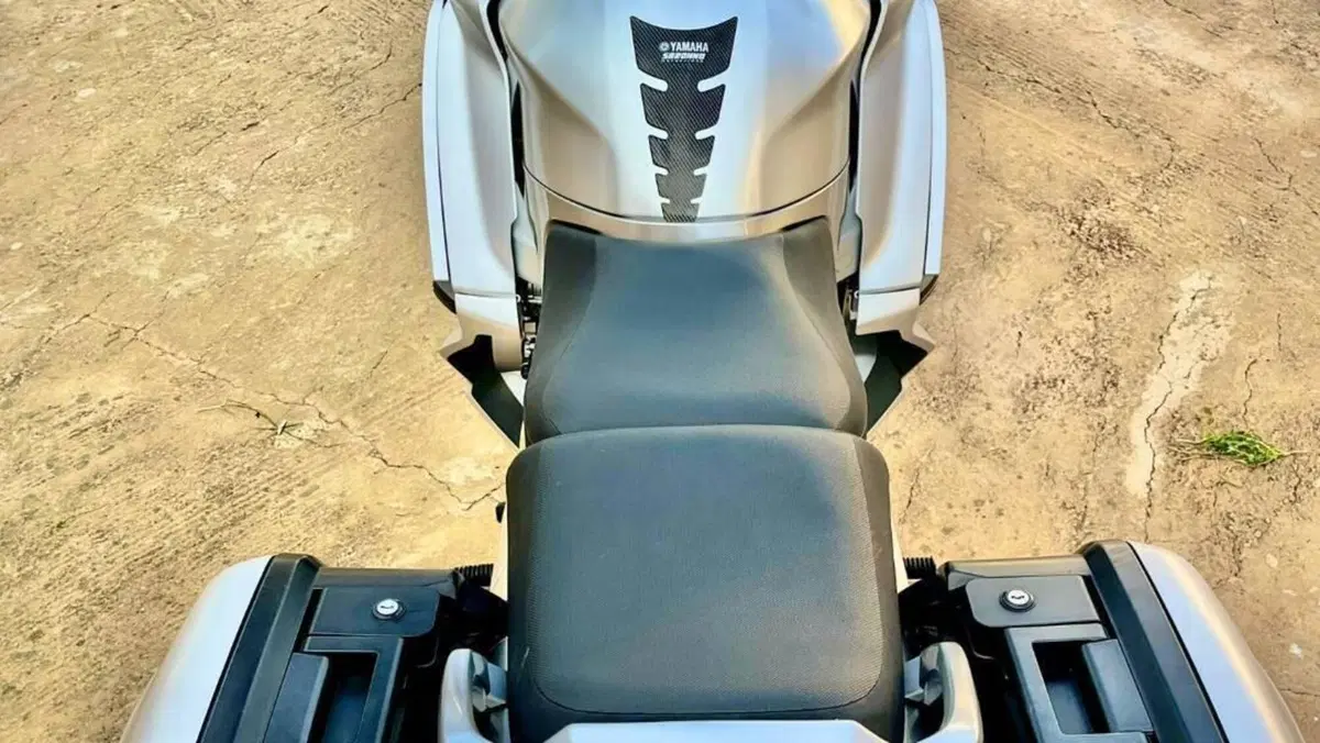 Yamaha FJR 1300 AE (2016 - 20)  (8)