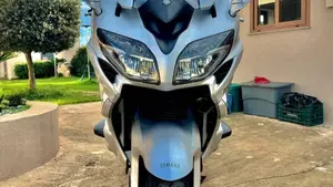 Yamaha FJR 1300 AE (2016 - 20)  (10)
