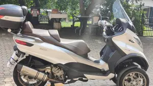 Piaggio MP3 500 ie Business LT (2014 - 16)  (3)