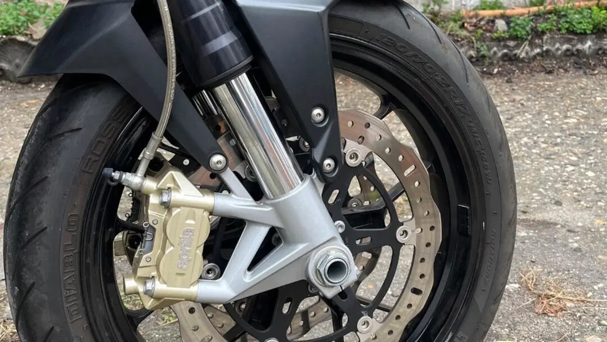 Aprilia Shiver 750 (2010 - 16)  (5)